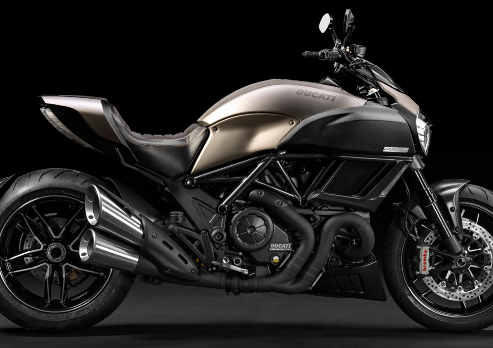 Ducati Diavel 1200 Titanium (2015) (3)