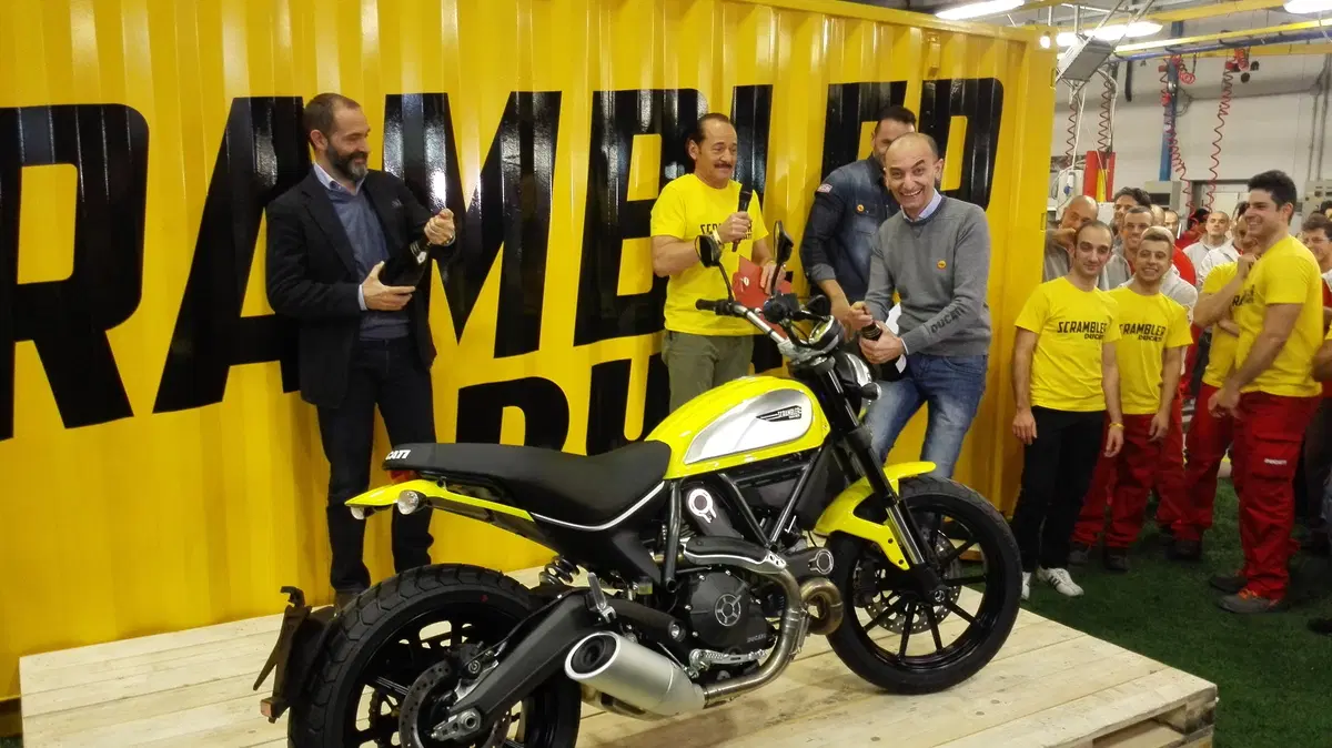 Ducati Scrambler: a Borgo Panigale è iniziata la produzione (8)