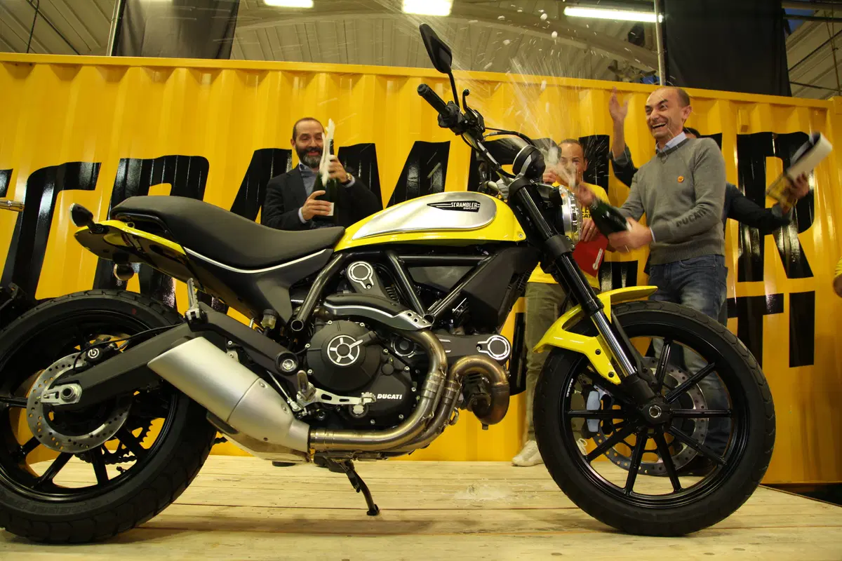Ducati Scrambler: a Borgo Panigale è iniziata la produzione (2)