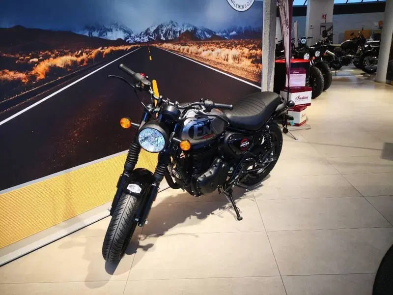 Royal Enfield HNTR 350 (2022 - 26) (10)