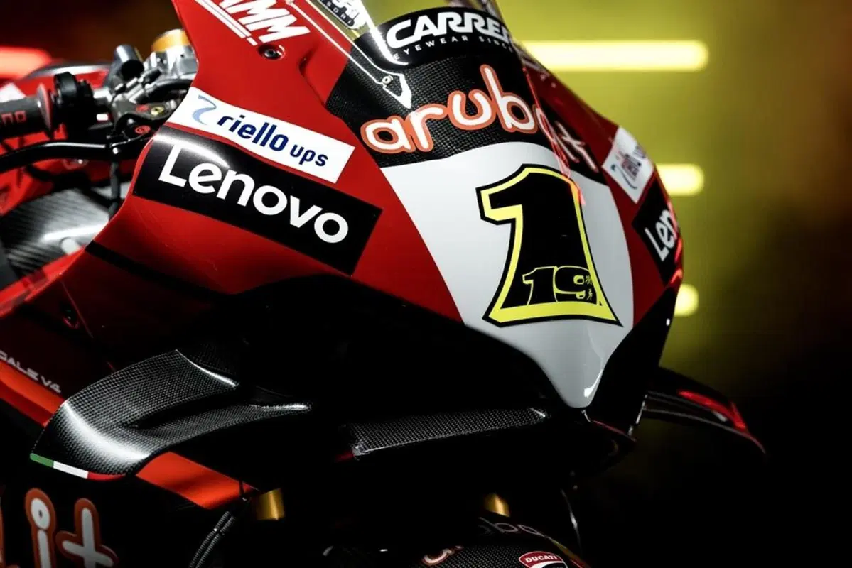 Team Ducati Aruba.it Racing SBK 2023: eccolo! [GALLERY]