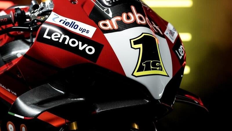 Team Ducati Aruba.it Racing SBK 2023: eccolo! [GALLERY]