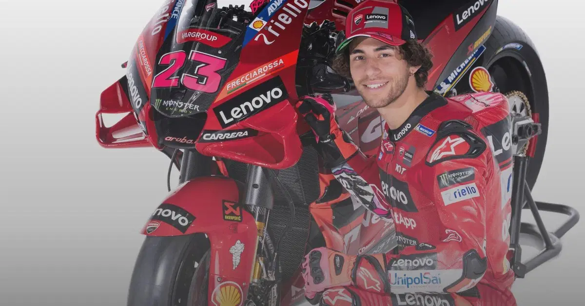 MotoGP 2023. Enea Bastianini: "Pecco Bagnaia il pi&ugrave; veloce del mondo: bisogna provare a batterlo&rdquo; [VIDEO]