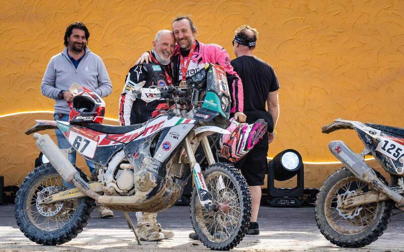 Dakar 2023. Finish Line. La Leggenda di Zacck, Iader e Picco