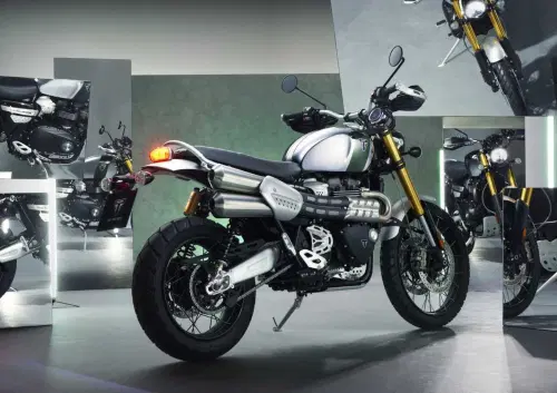 Triumph Scrambler 1200 XE Chrome Edition (2023)