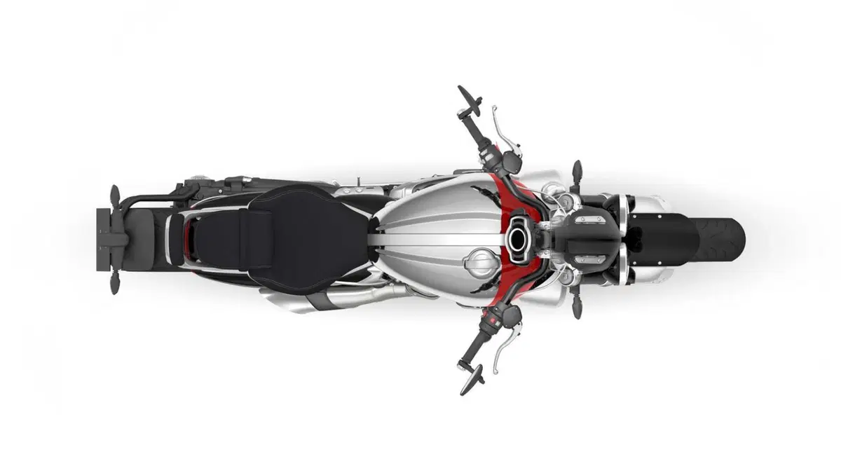 Triumph Rocket 3 Rocket 3 GT Chrome Edition (2023) (7)