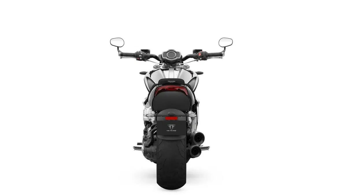 Triumph Rocket 3 Rocket 3 R Chrome Edition (2023) (5)
