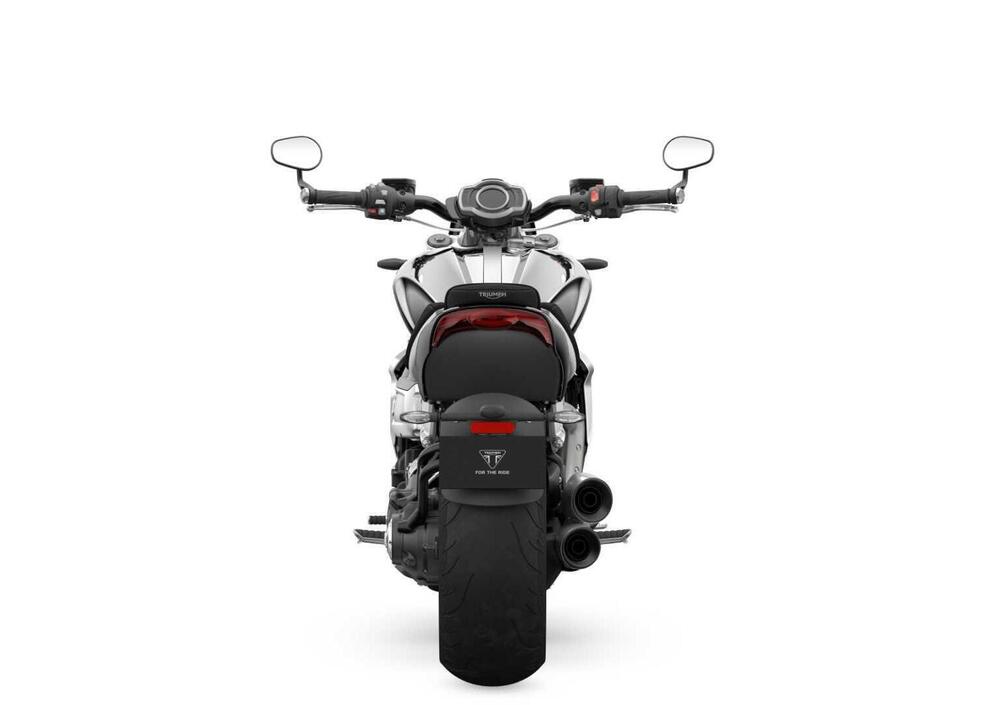 Triumph Rocket 3 R Chrome Edition (2023) (5)