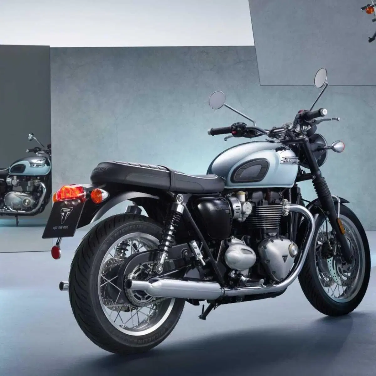 Triumph Bonneville T120 Chrome Edition (2023)