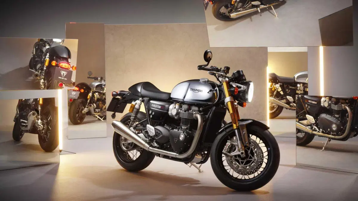 Triumph Thruxton 1200 Thruxton RS Chrome Edition (2023) (2)