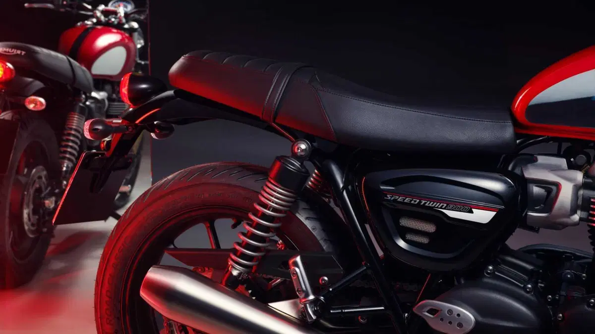 Triumph Speed Twin 900 Speed Twin 900 Chrome Edition (2023) (9)