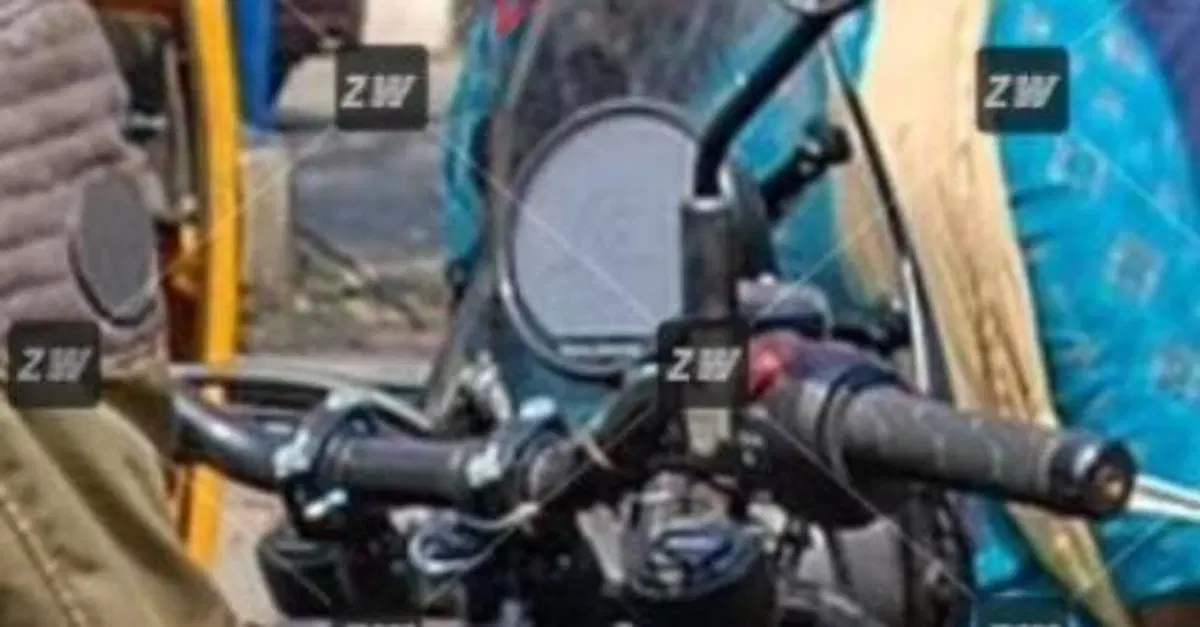 Ecco un'altra foto spia della futura Himalayan 450