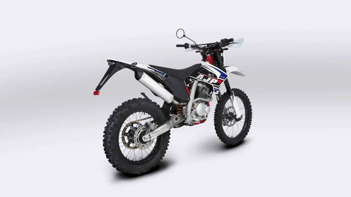 AJP SPR 240 SPR 240 Enduro (2023 - 26) (3)