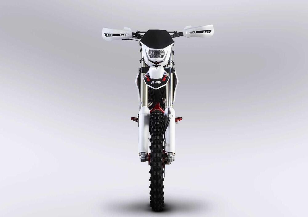 AJP SPR 240 Extreme Enduro (2023 - 24) (4)