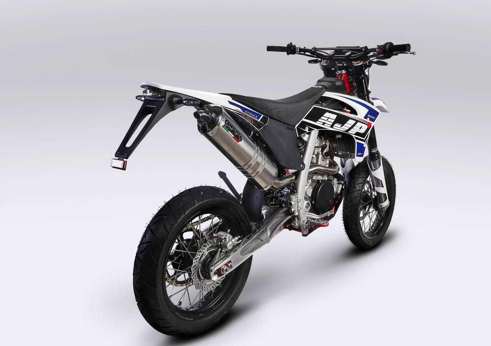 AJP SPR 250 Supermoto (2023 - 24) (2)