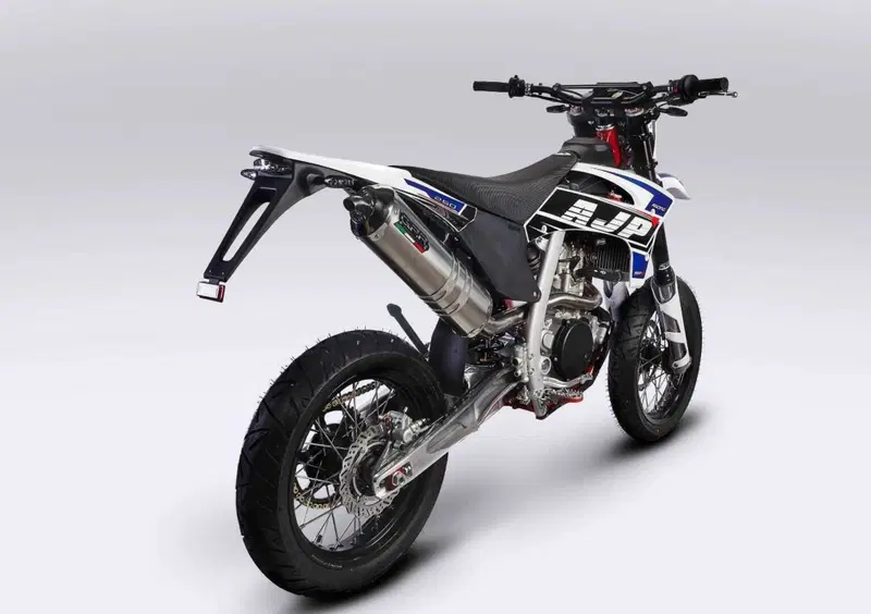 AJP SPR 250 SPR 250 Supermoto (2023 - 26) (2)