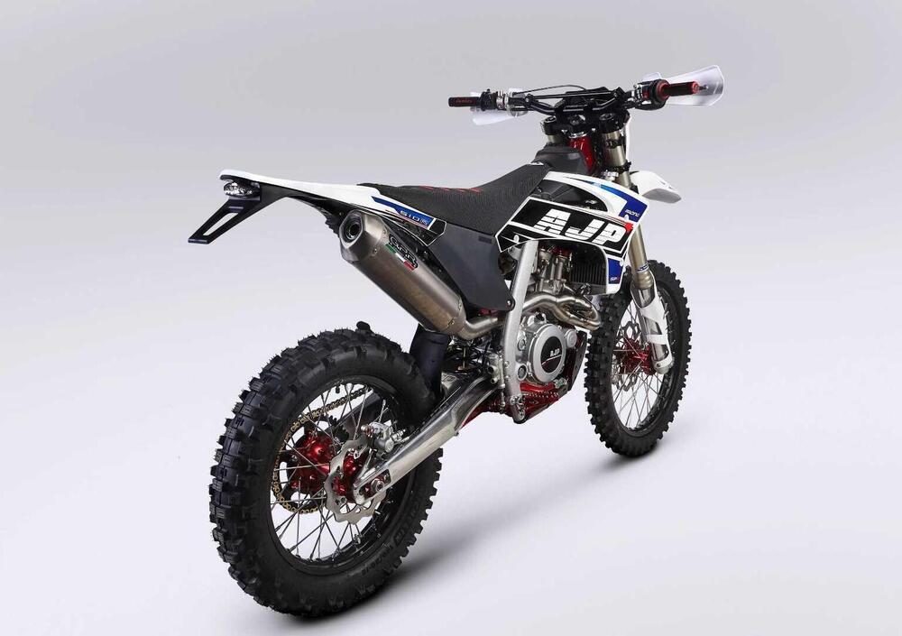 AJP SPR 510R Enduro (2023 - 24) (2)