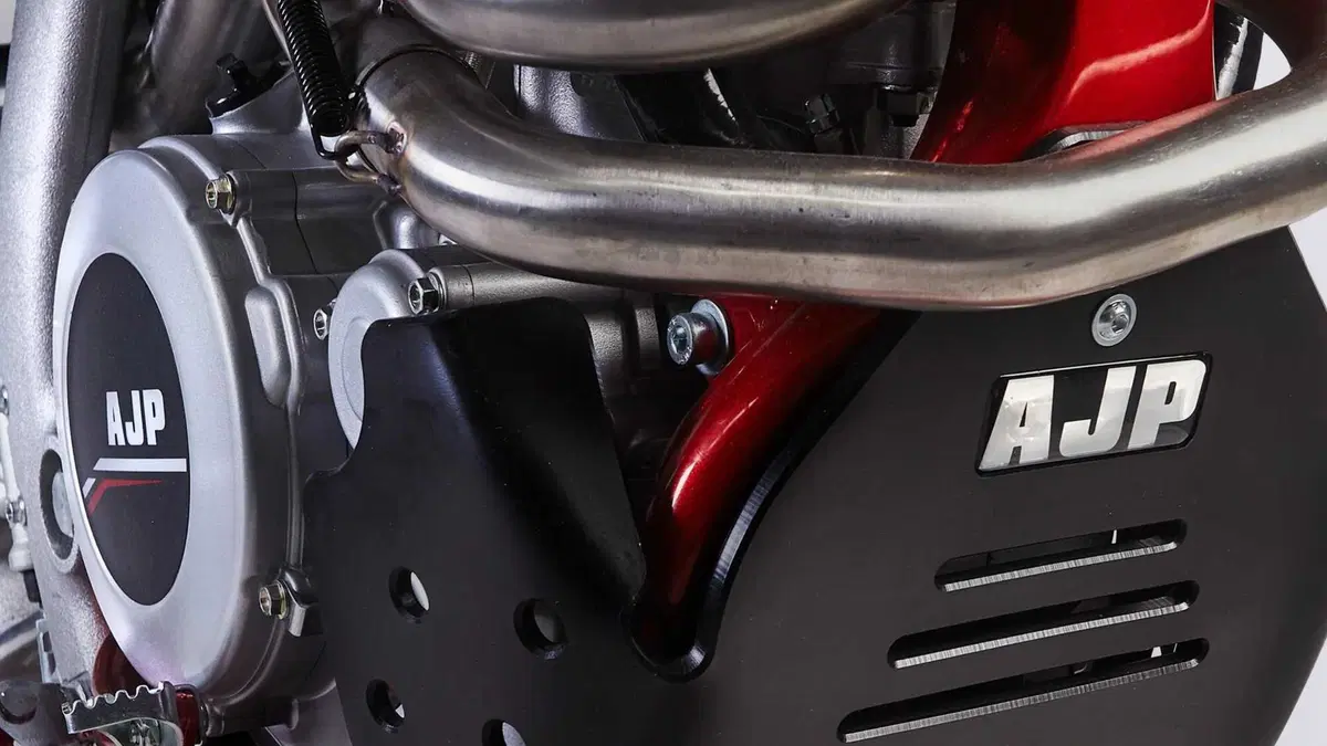 AJP SPR 310 SPR 310R Enduro (2023 - 26) (5)