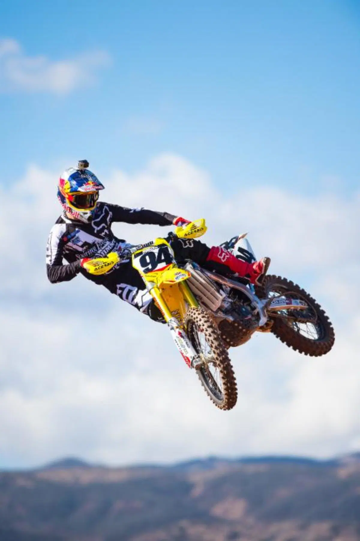 Acerbis con Ken Roczen e l'RCH Race Team (2)