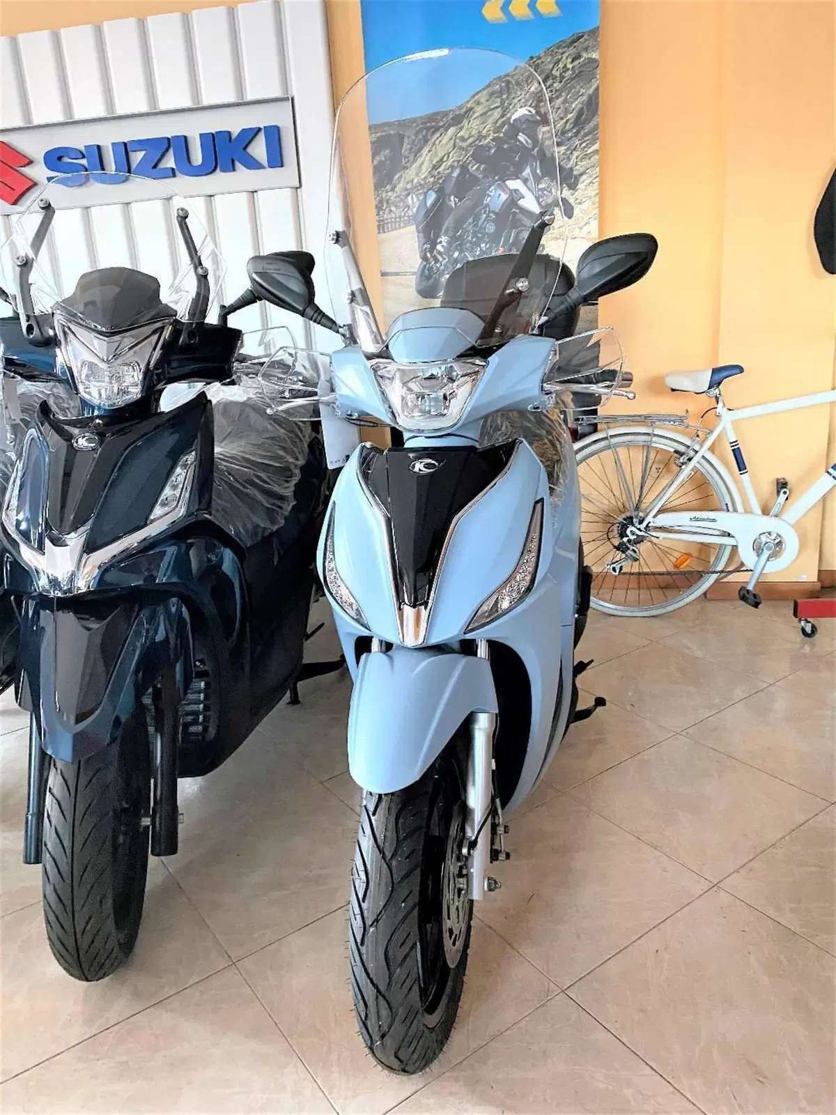 Kymco People 125i S ABS (2024 - 26) (3)