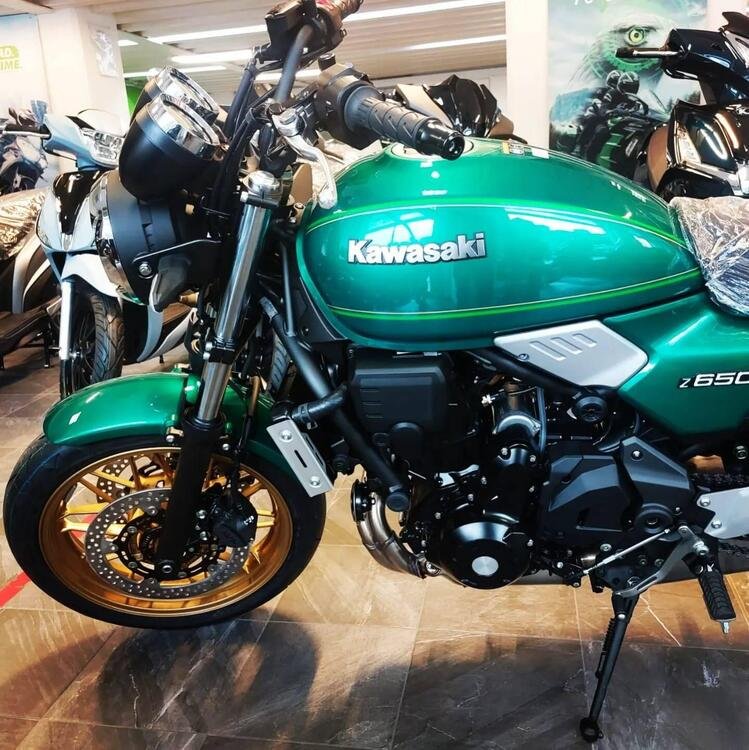 Kawasaki Z 650 RS (2022 - 24) (5)