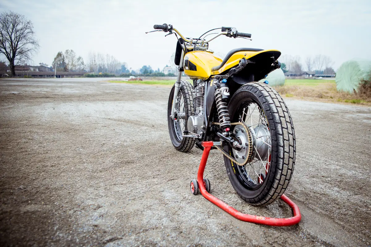  A Scuola di Flat Track con Marco Belli, Yamaha e Deus (11)