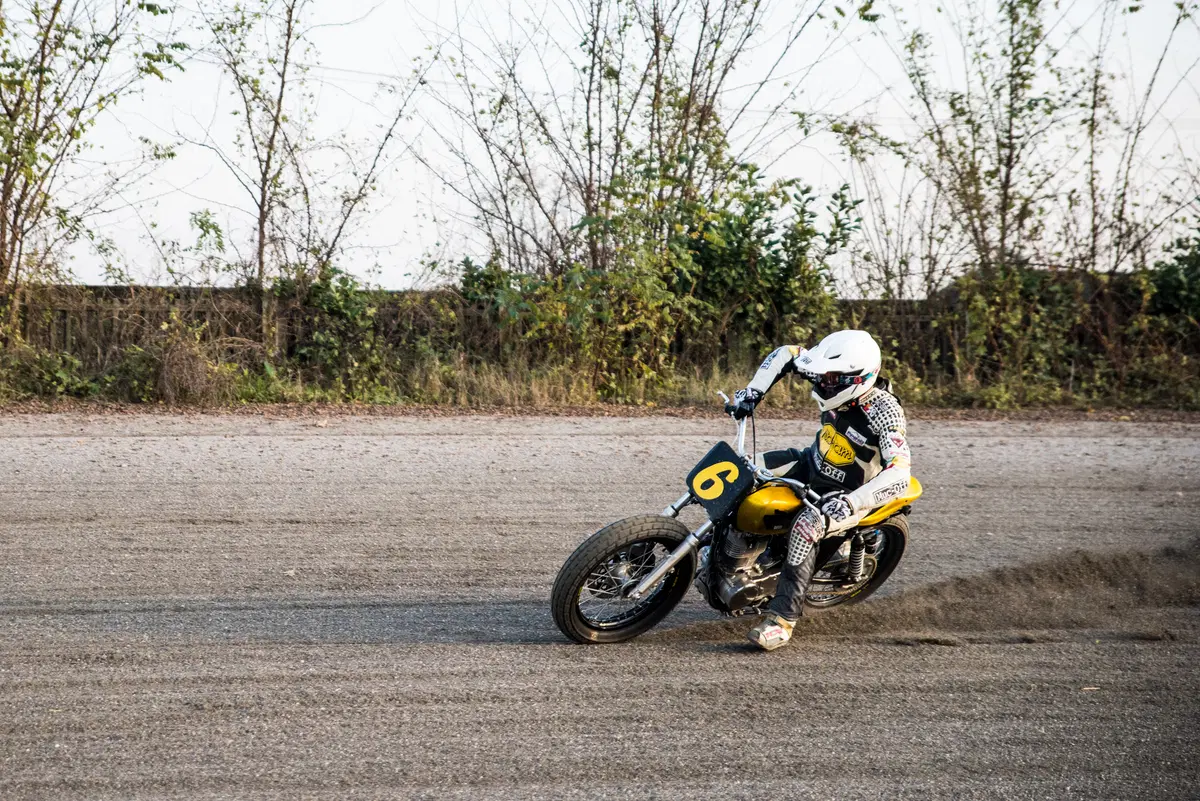  A Scuola di Flat Track con Marco Belli, Yamaha e Deus (5)