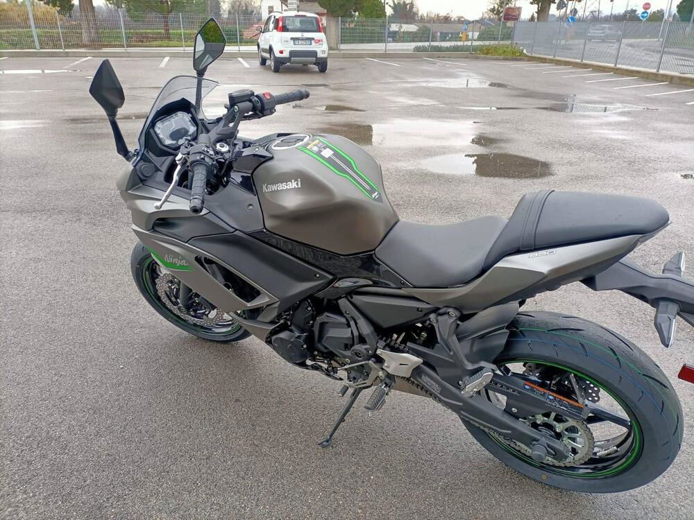 Kawasaki Ninja 650 (2021 - 24) (3)