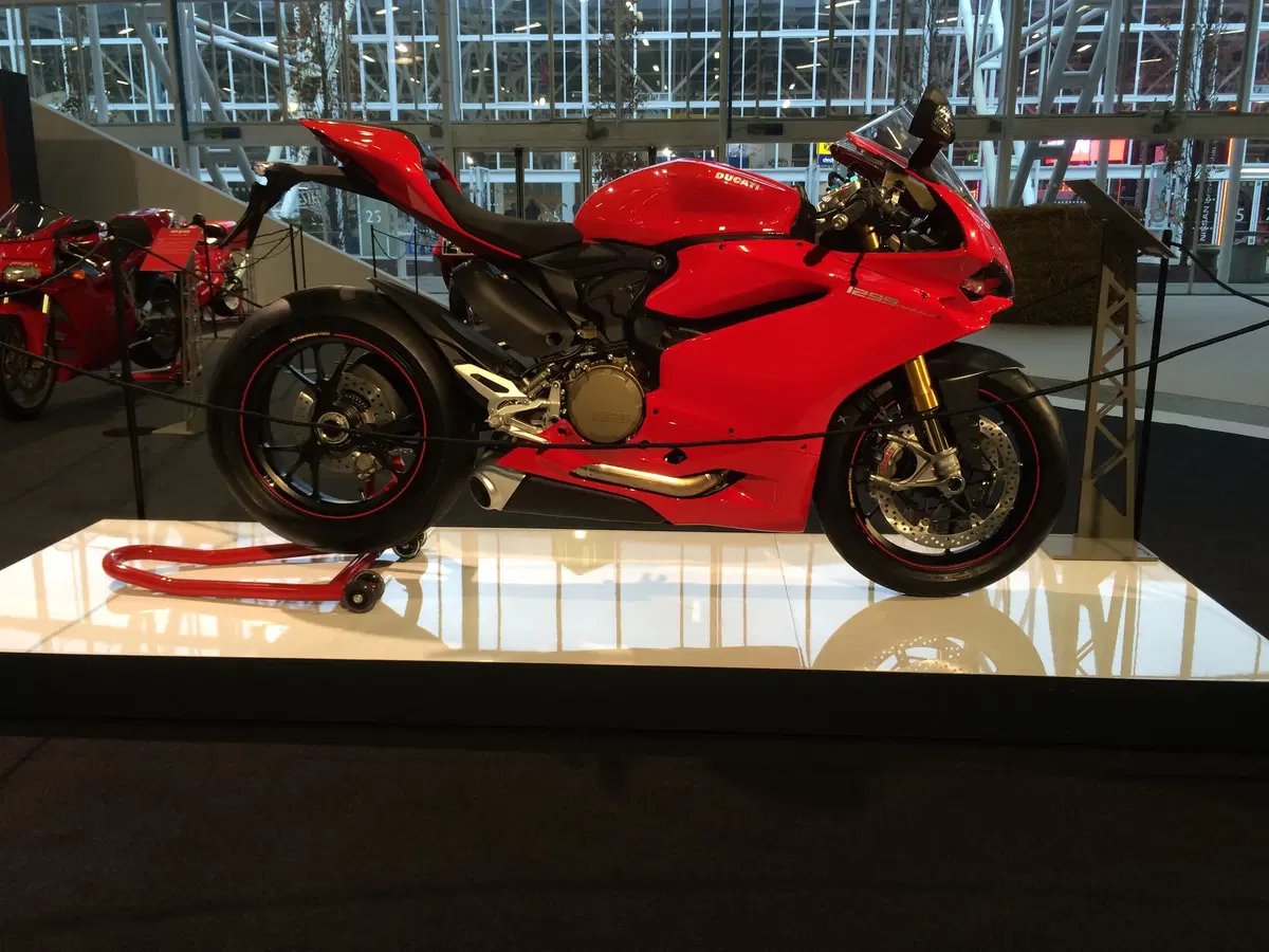 Le moto al Motor Show: Ducati Superbike e café racer special (12)