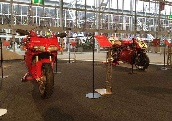 Le moto al Motor Show: Ducati Superbike e café racer special