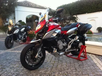 Giovanni Castiglioni, Presidente MV Agusta: "Stradale 800, nata per un utilizzo multiuso"