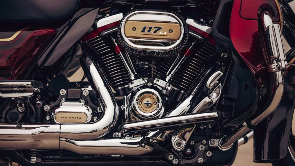 Harley-Davidson CVO - Custom Vehicle Operations CVO Road Glide Limited Anniversary (2023) (4)