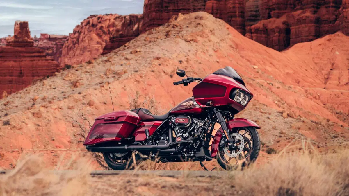 Harley-Davidson Touring Road Glide Special Anniversary (2023) (3)