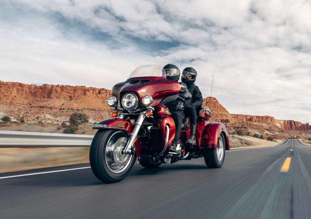 Harley-Davidson Tri Glide Ultra Anniversary (2023) (4)