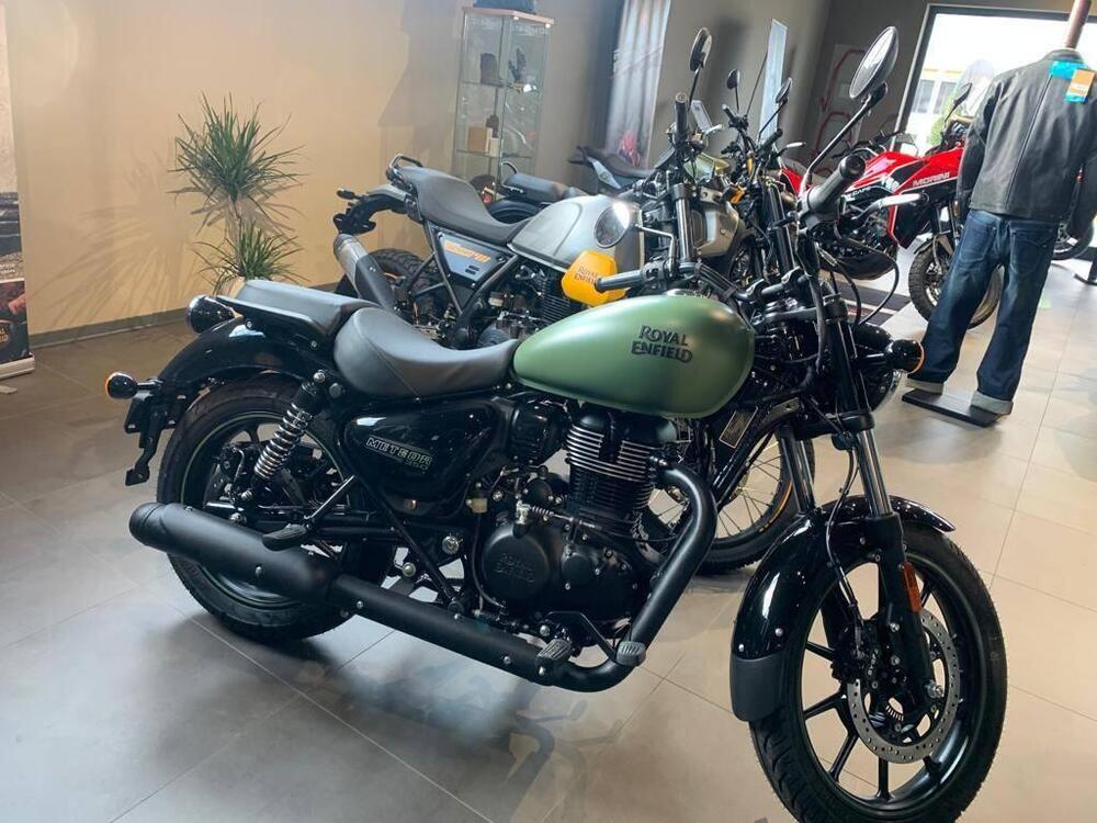 Royal Enfield Meteor 350 Fireball (2021 - 24)