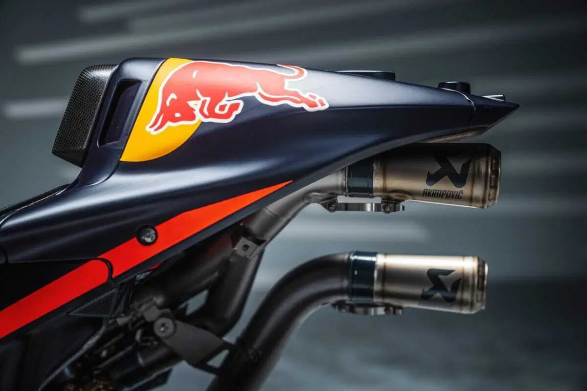 MotoGP 2023. KTM presenta la moto 2023, Francesco Guidotti: 'Unico obiettivo è il titolo' [GALLERY] (6)