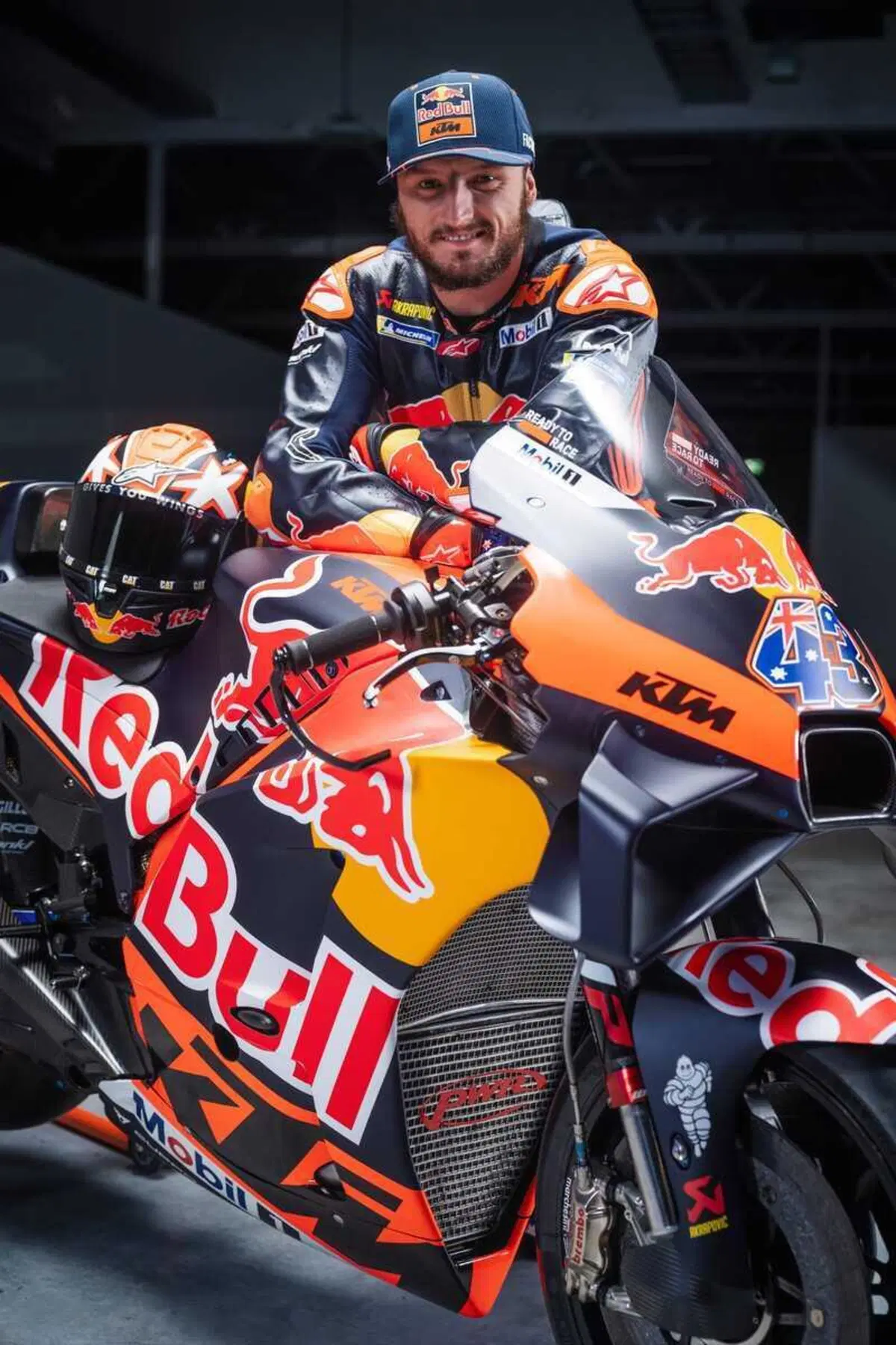 MotoGP 2023. KTM presenta la moto 2023, Francesco Guidotti: 'Unico obiettivo è il titolo' [GALLERY] (11)