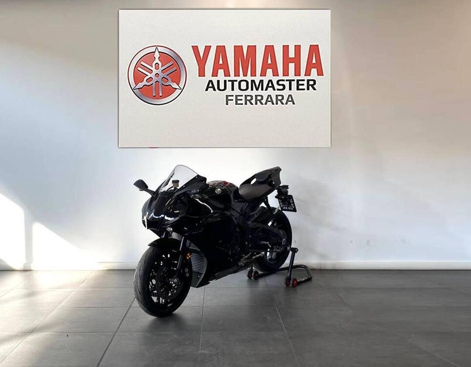 Yamaha YZF R1 (2020 - 24) (4)