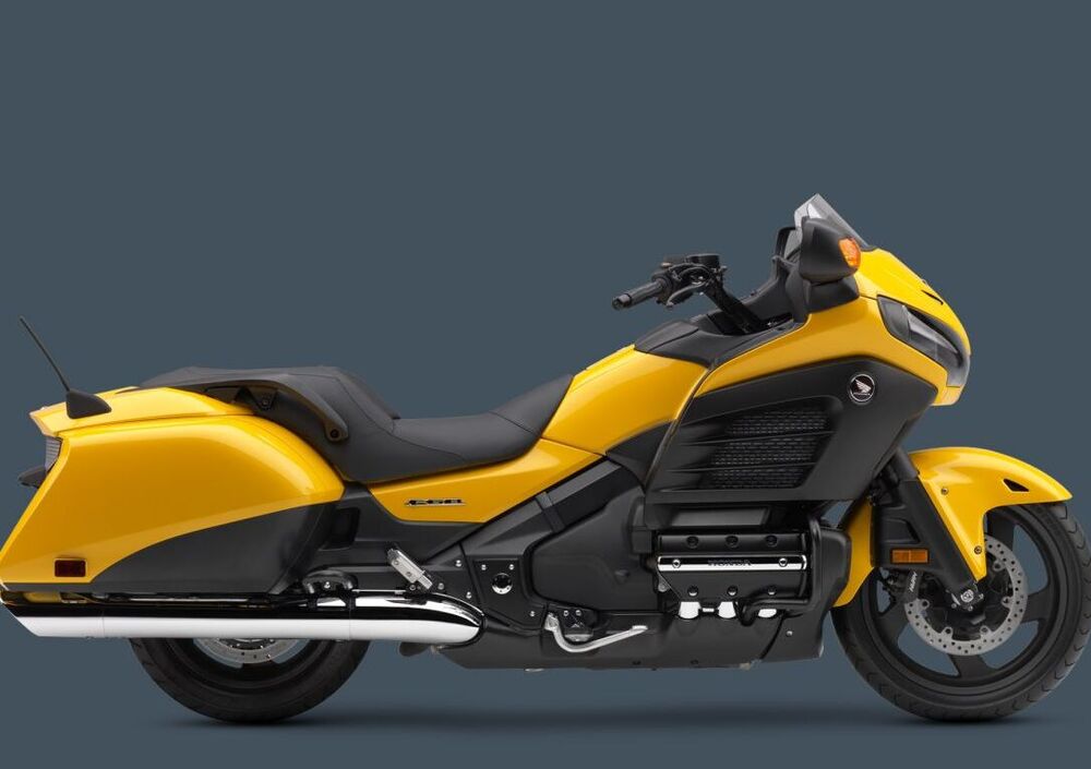 Honda GL 1800 F6B Goldwing Bagger (2012 - 16) (2)