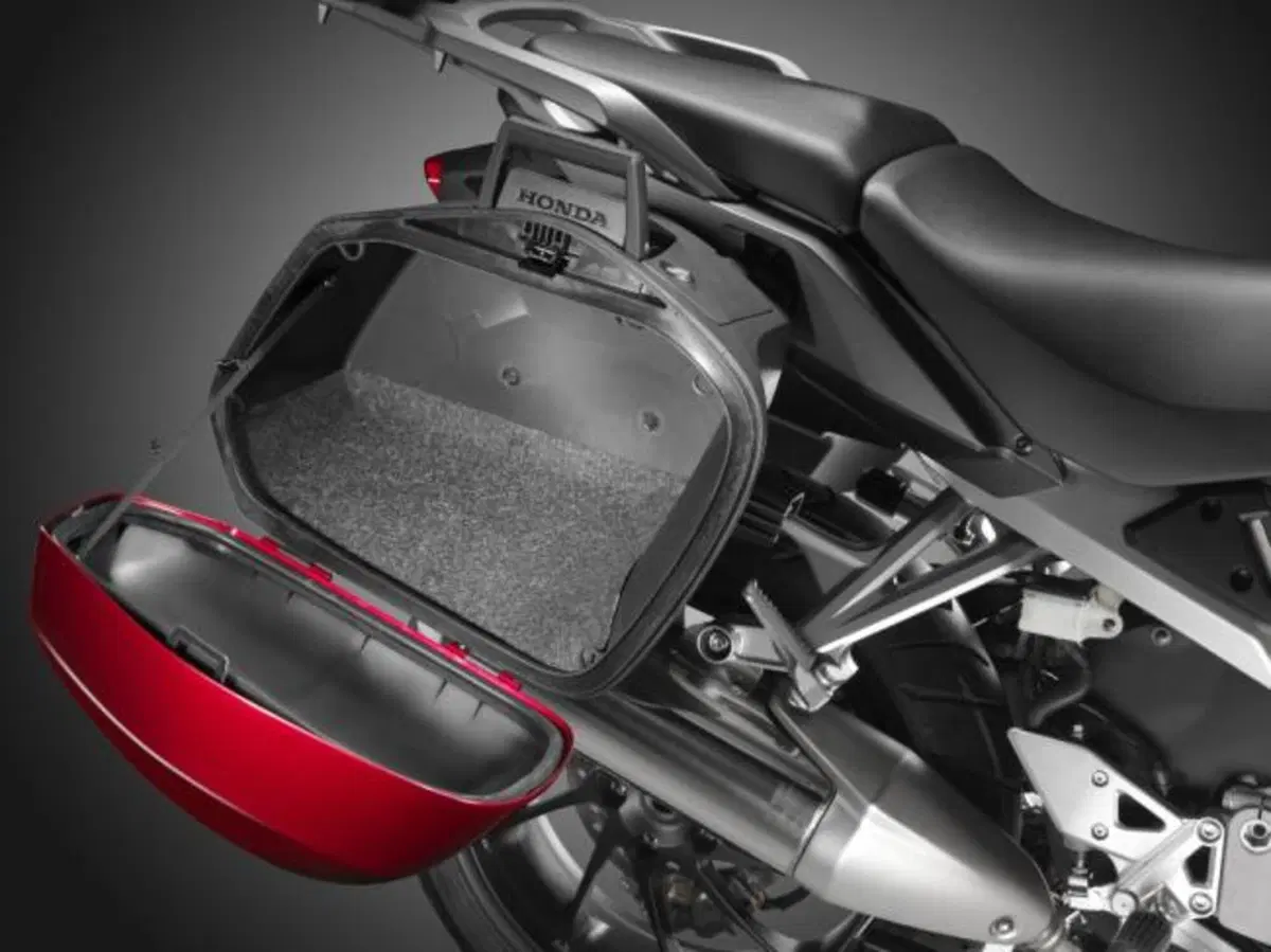 Honda Crossrunner Crossrunner ABS (2015 - 16) (6)