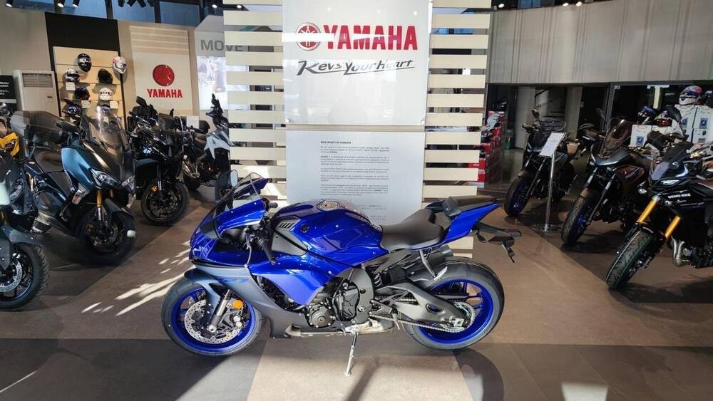 Yamaha YZF R1 (2020 - 24) (3)
