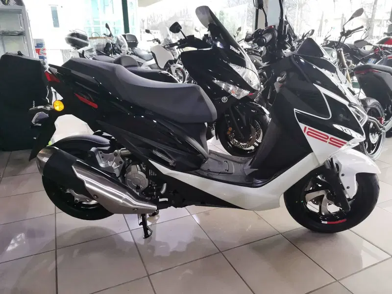 Malaguti Mission 125 (2020 - 26) (2)