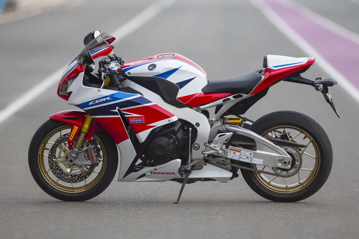 Honda CBR 1000 RR CBR 1000 RR Fireblade SP (2014 - 16) (5)