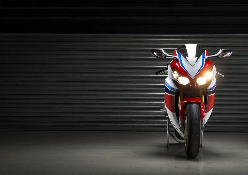 Honda CBR 1000 RR CBR 1000 RR Fireblade SP (2014 - 16) (8)