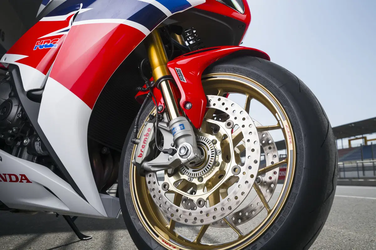Honda CBR 1000 RR CBR 1000 RR Fireblade SP (2014 - 16) (14)