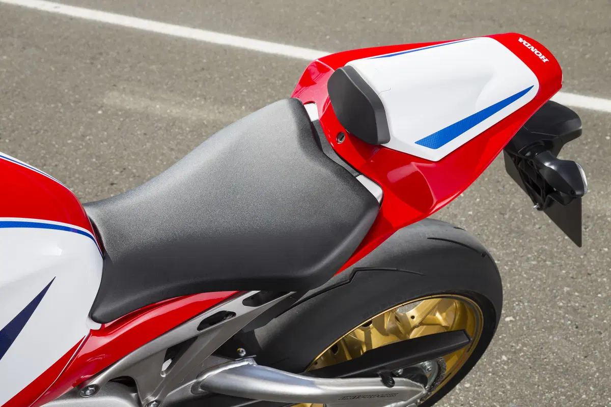 Honda CBR 1000 RR CBR 1000 RR Fireblade SP (2014 - 16) (23)