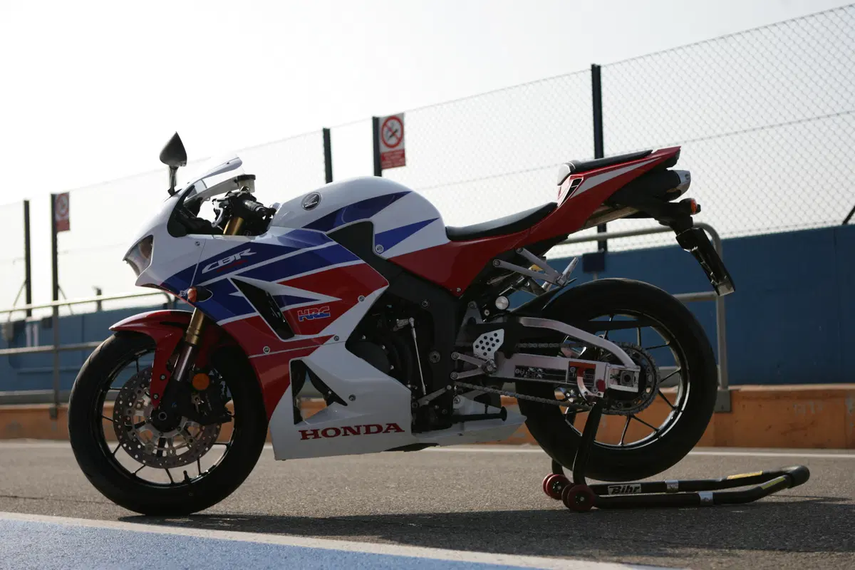 Honda CBR 600 RR CBR 600 RR ABS (2012 - 16) (6)