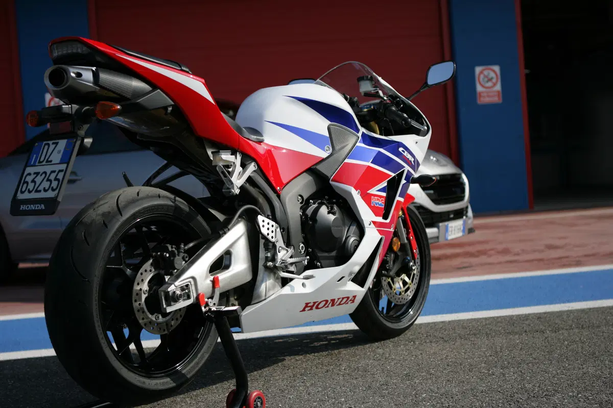 Honda CBR 600 RR CBR 600 RR ABS (2012 - 16) (7)