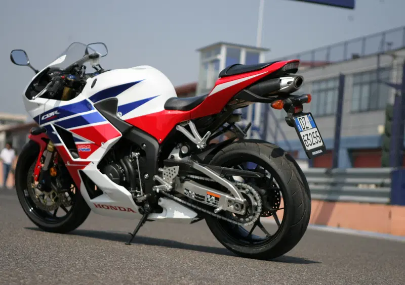 Honda CBR 600 RR CBR 600 RR ABS (2012 - 16) (12)