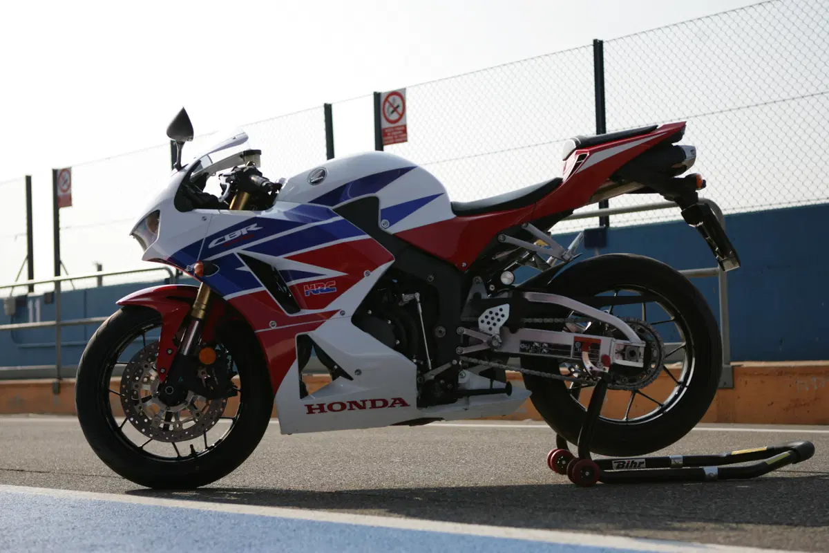 Honda CBR 600 RR CBR 600 RR eC ABS (2012 - 15) (16)